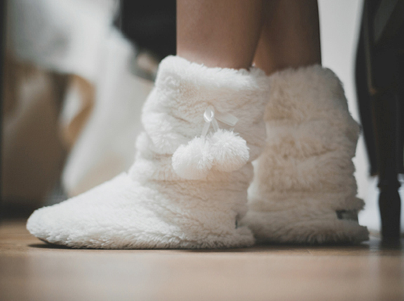 Slippers White Fuzzy